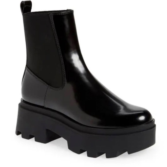 Shoes - OPEN EDIT CHELSEA BOOTS SIZE 9